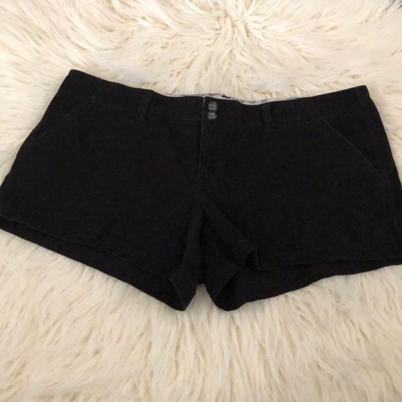 American Eagle Outfitters Pants - SHORTIE SHORTS